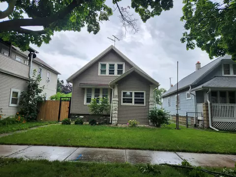 3709 W Branting, Milwaukee, WI 53215