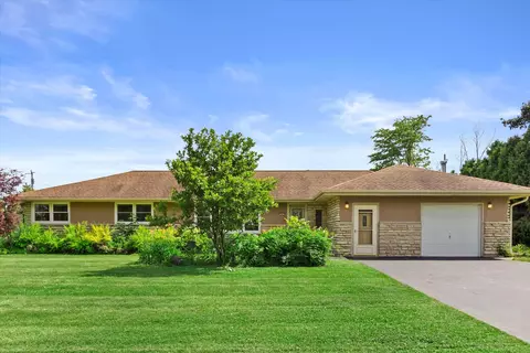 14001 W Dakota, New Berlin, WI 53151