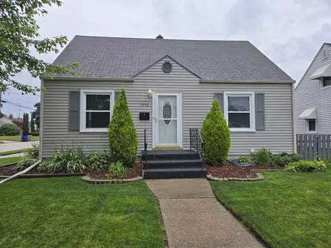 7856 19th, Kenosha, WI 53143
