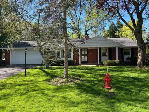 1105 W Riverview, Glendale, WI 53209