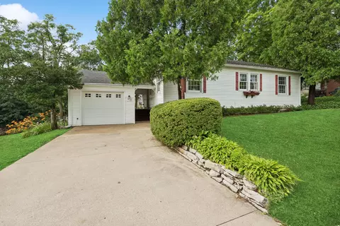 1410 Linda, Lake Geneva, WI 53147