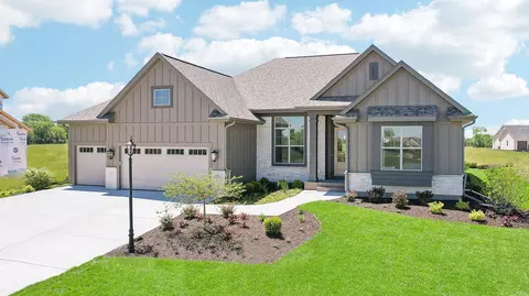n55w19373 Red Crown #LT 26, Menomonee Falls, WI 53051