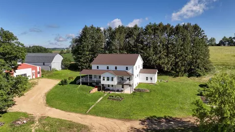 E9002a Buros, Viroqua, WI 54667
