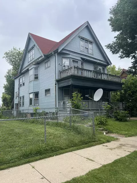 3127 N 28th #3129, Milwaukee, WI 53216