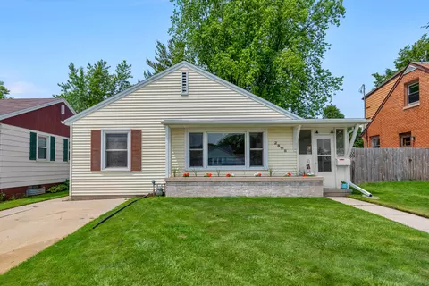 2808 S 8th, Sheboygan, WI 53081