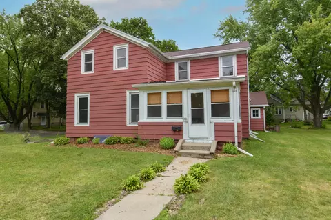 288 S Janesville, Whitewater, WI 53190