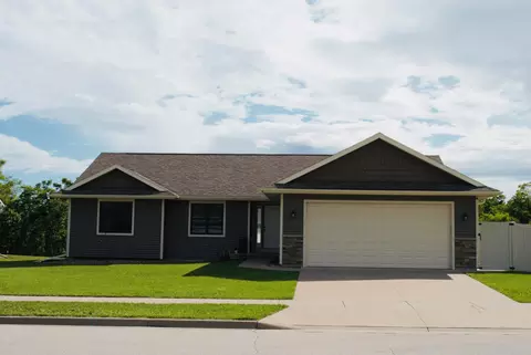 1618 Cherry, Holmen, WI 54636