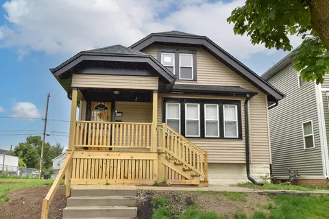 2026 N 30th, Milwaukee, WI 53208