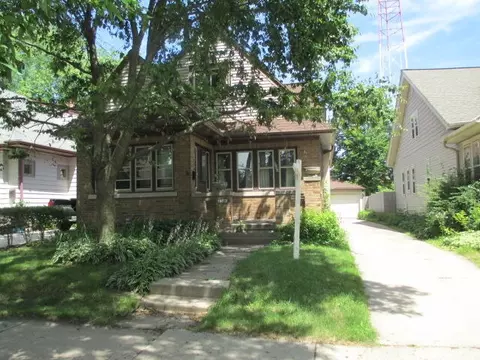 1246 N 55th, Milwaukee, WI 53208