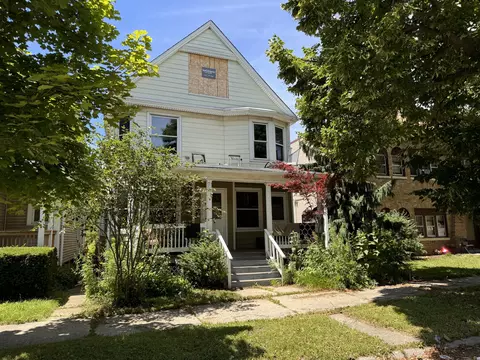 447 N 39th #449, Milwaukee, WI 53208