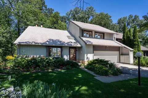 13 Lakewood, Wind Point, WI 53402
