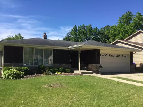 4921 69th, Kenosha, WI 53142