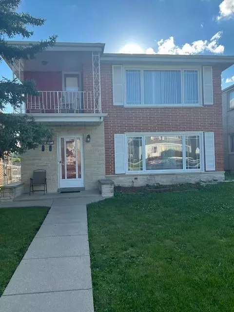 4317 N 91st #4319, Milwaukee, WI 53222