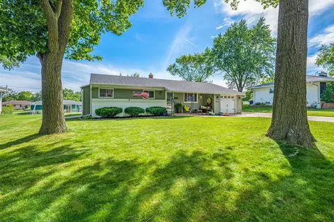 5771 Oxford, Greendale, WI 53129