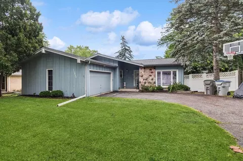 11922 W Rio, Milwaukee, WI 53225
