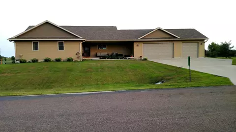 w7933 Vermeer Street, Holland, WI 54636
