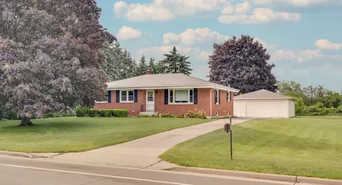 4016 104th, Pleasant Prairie, WI 53158