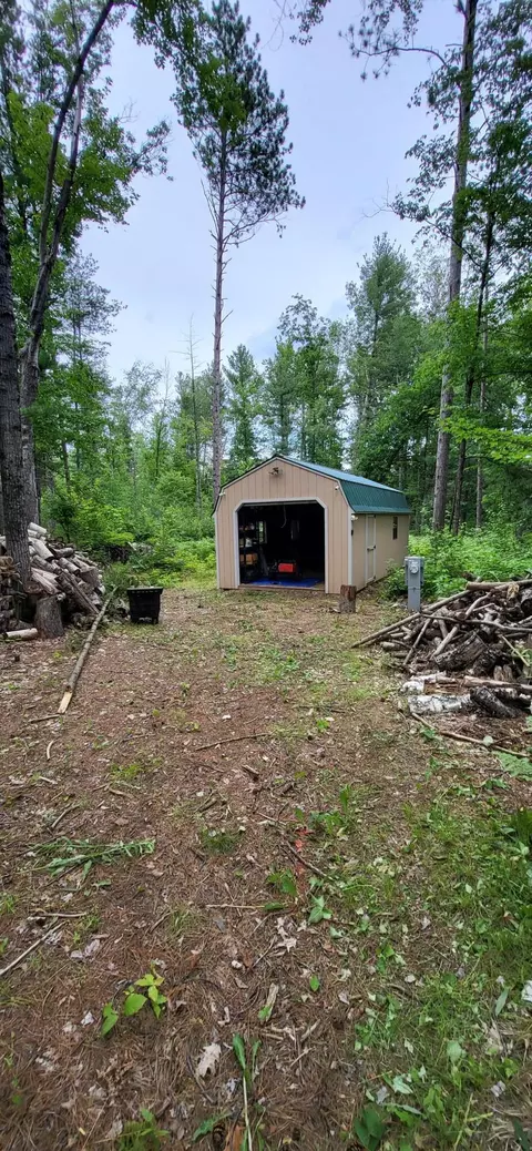 13806 Bagley Rpds, Mountain, WI 54149