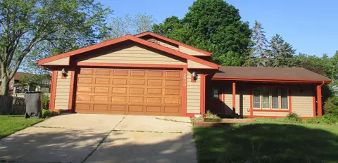 2900 Coventry, Waukesha, WI 53188