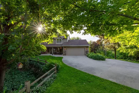 1565 Constitution, Brookfield, WI 53045
