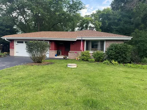 36621 Clover, Summit, WI 53066
