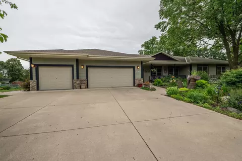 n79w16226 Community, Menomonee Falls, WI 53051