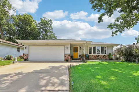 1833 Mackinac, South Milwaukee, WI 53172
