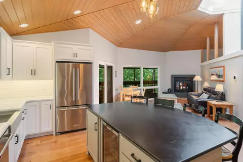 716 Treehouse #1-A, Kohler, WI 53044