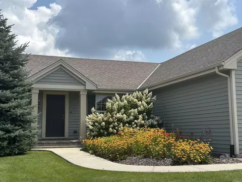 709 Hannah, Elkhorn, WI 53121