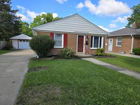 5013 W Fillmore, Milwaukee, WI 53219