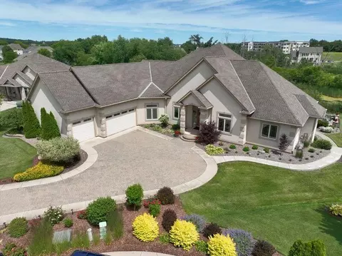 s71w16653 Glen Cv, Muskego, WI 53150