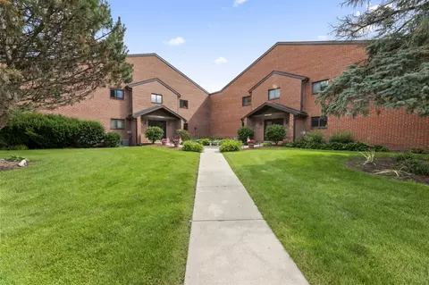 n58w23861 Hastings #504, Sussex, WI 53089