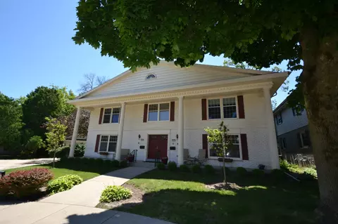 3057 E Newport, Milwaukee, WI 53211
