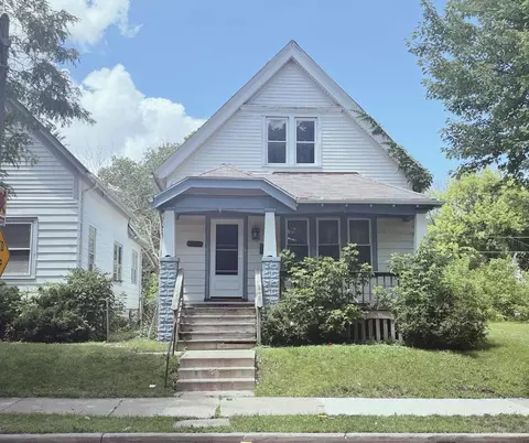 3147 N Richards, Milwaukee, WI 53212