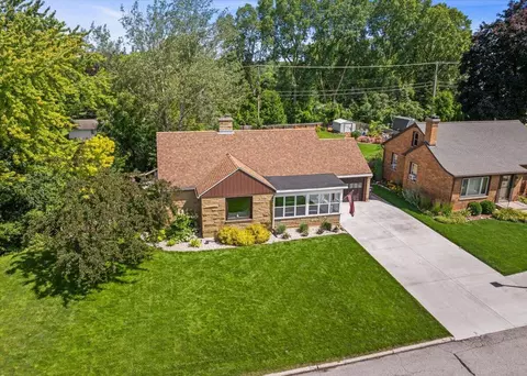 116 W Eastman, Plymouth, WI 53073
