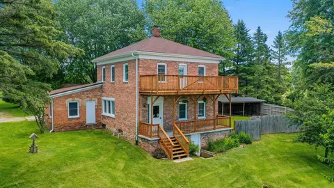 n8108 Wisconsin 42, Ahnapee, WI 54201
