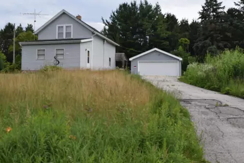 6941 Sunset, Addison, WI 53027