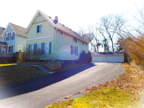 8461 W Maple, West Allis, WI 53214