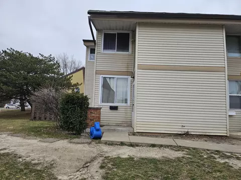 8847 N Swan #A, Milwaukee, WI 53224