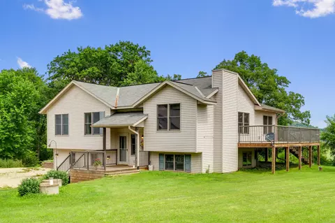 w273 County Road P, Cross, WI 54629
