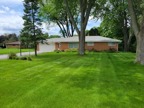 125 N Dechant, Brookfield, WI 53005