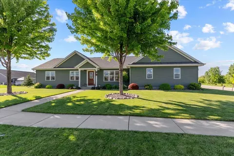 1177 Bluebell, Fond Du Lac, WI 54935