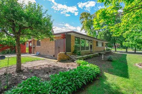 1834 Minnesota, South Milwaukee, WI 53172