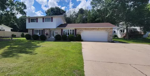 4804 Forest Hls, Two Rivers, WI 54241