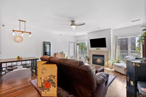 1220 E Locust #205, Milwaukee, WI 53212