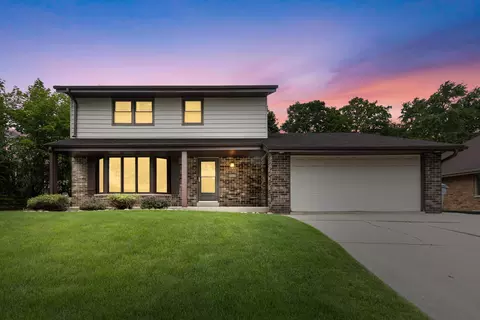 5253 S 22nd, Milwaukee, WI 53221