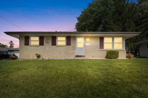 w149n8462 Norman, Menomonee Falls, WI 53051