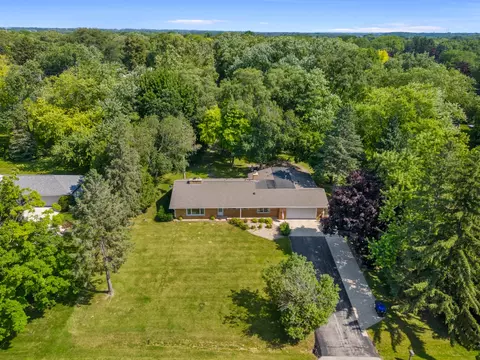 7830 W Sunnyvale, Mequon, WI 53097