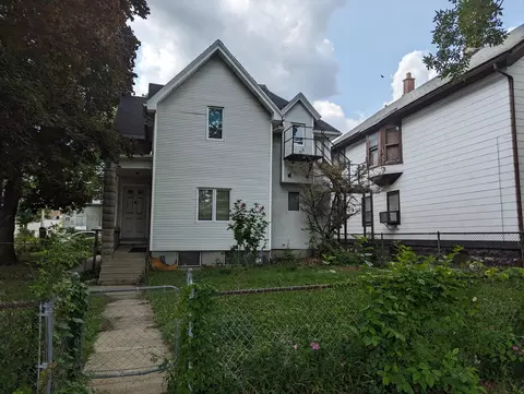 521 N 26th #523, Milwaukee, WI 53233