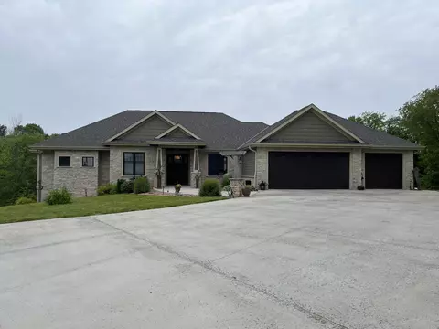 n3631 County Road P, Rubicon, WI 53078
